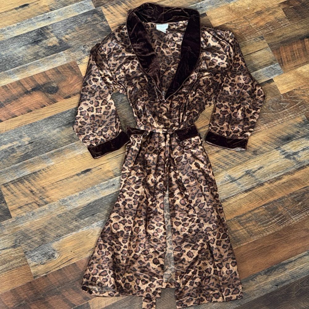 No-brand Women's Brown and Cream Robe